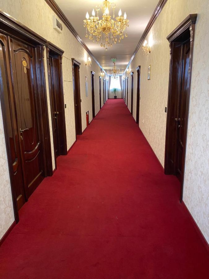 Hotel Onix Roman Ngoại thất bức ảnh